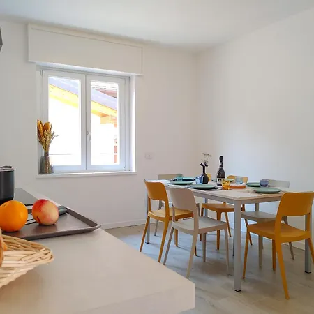 Piazzetta Apartment *