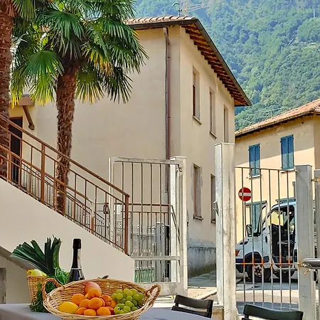 Piazzetta Донго