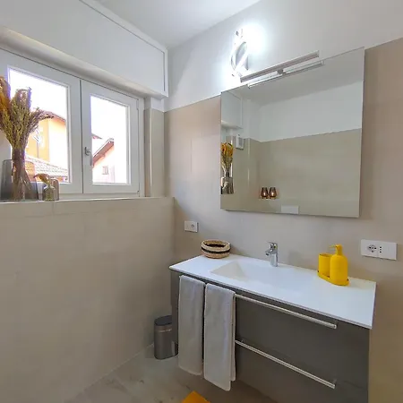 Piazzetta Apartment Dongo